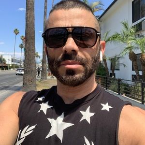 Meet your Posher, Ronen